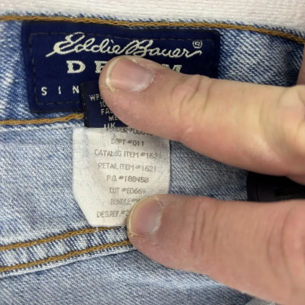 Eddie Bauer Denim Jeans Men Size‎ 6 Light Wash Excellent Vintage Button Fly High